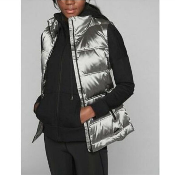 Athleta Goose Down Puffer Vest Silver Metallic Size Small - Picture 1 of 15